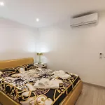 Flat With Pool T2 Duplex Montechoro דירה אלבופיירה